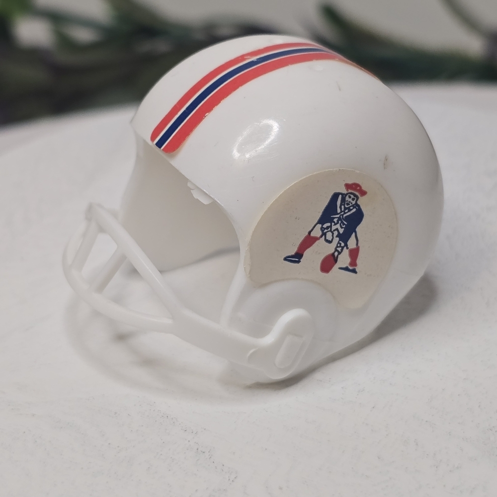 Vintage Gumball Mini Football Helmet New England Patriots [ Read Details ]
